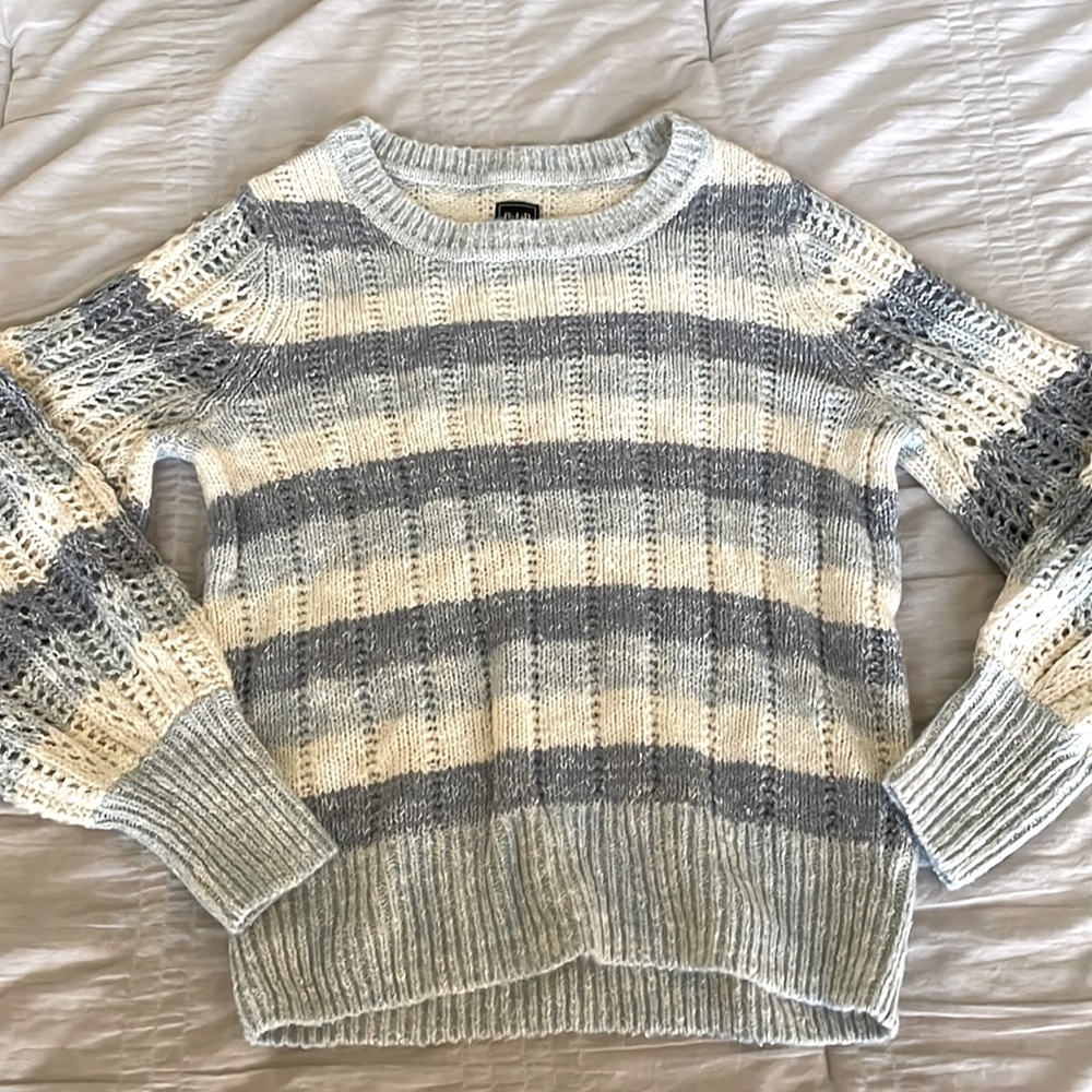 Gap Sweater